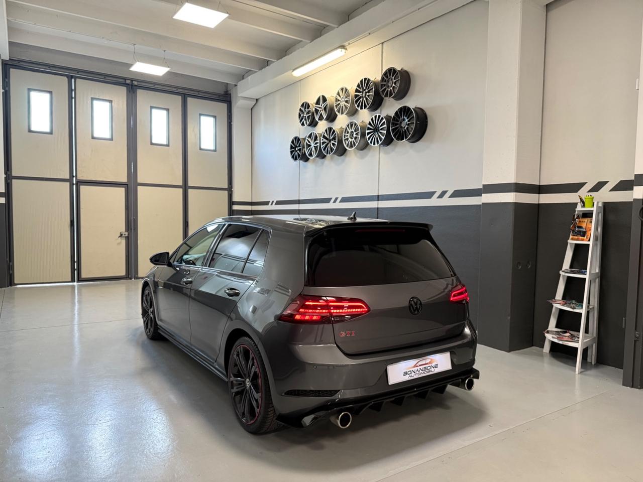 Volkswagen Golf GTI Performance 2.0 245 CV TSI DSG 5p. BMT