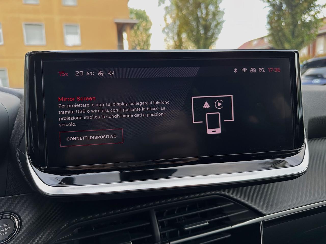 Peugeot 2008 Allure + Camera Pack PREZZO VERO