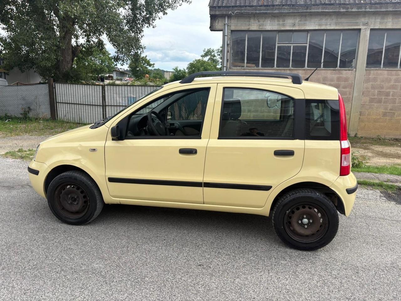 Fiat Panda 1.2 Dynamic natural power 2009 196.000 km