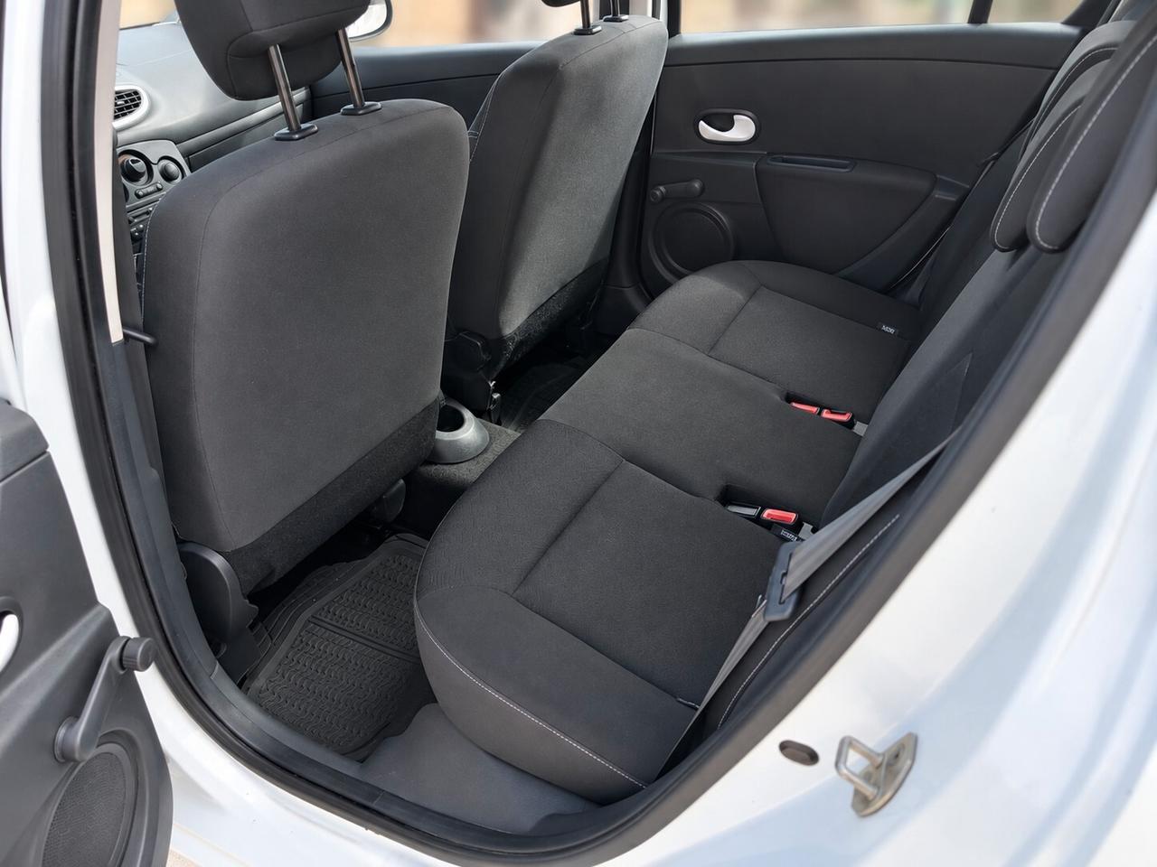 Renault Clio 1.2 16V 5 porte GPL Dynamique