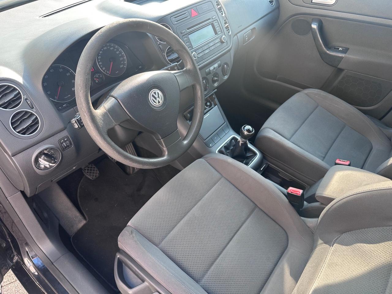 Volkswagen Golf 1.6 5p. Trendline*CERCHI