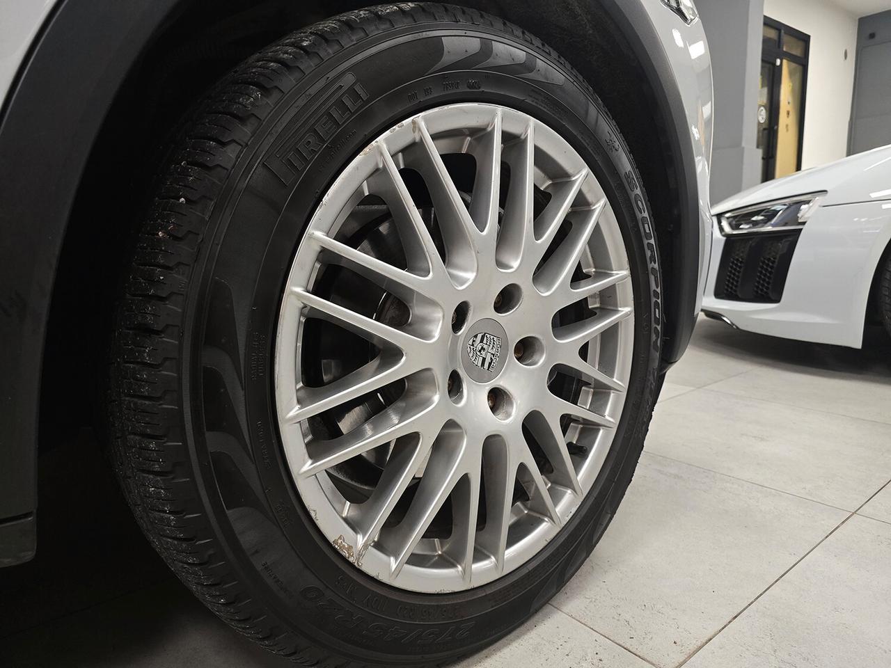 Porsche Cayenne 3.0 V6 TDI TIPTRONIC_SERVICE BOOK_NO SUPERBOLLO!