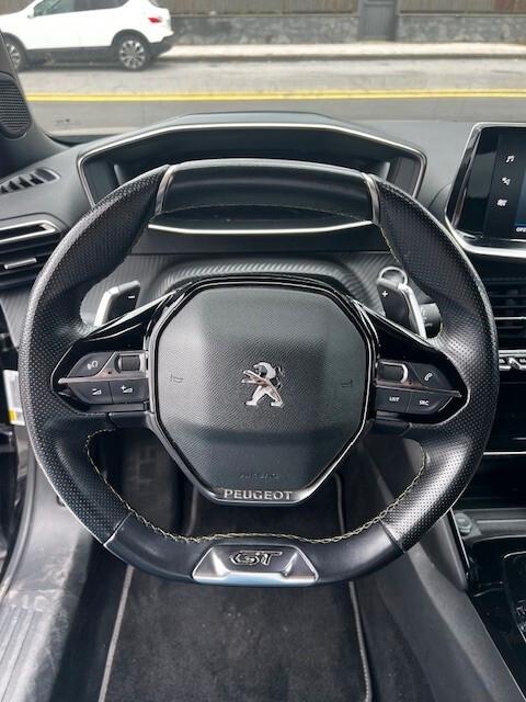 Peugeot 2008 BlueHDi 130 S&S EAT8 GT