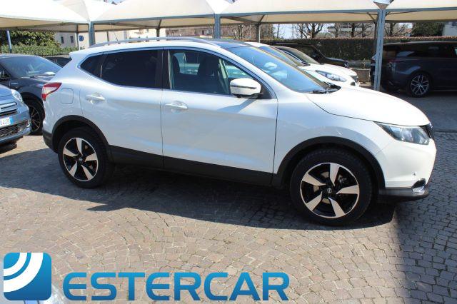 NISSAN Qashqai 1.6 dCi 4WD N-Connecta TETTO