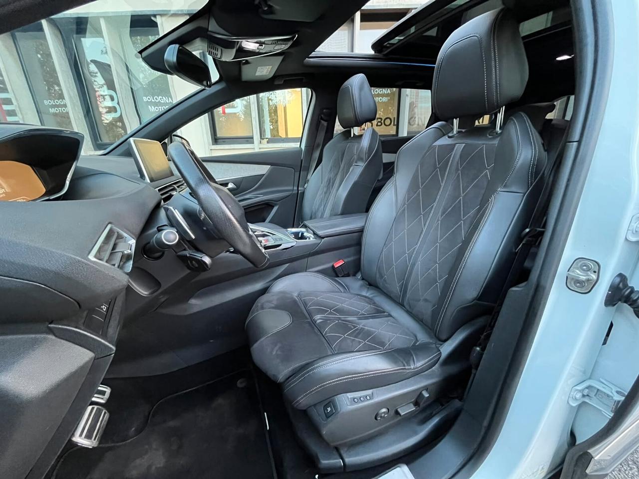 Peugeot 5008 BlueHDi 180 S&S EAT8 GT