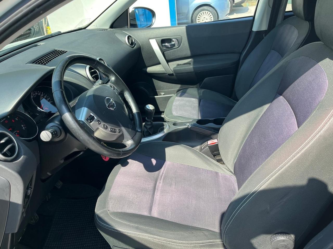 Nissan qashqai 1.5 dci -7 Posti -Tekna-11/2012