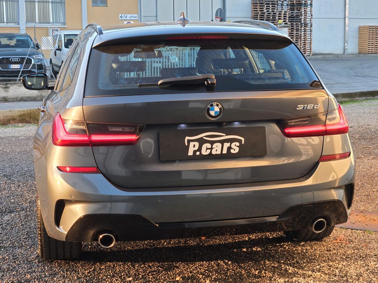 BMW 318D TOURING MSPORT INTERNO ED ESTERNO