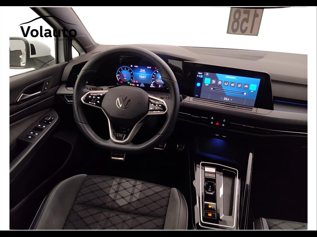 VOLKSWAGEN Golf VIII 2020 - Golf 1.5 etsi evo R-Line 130cv dsg