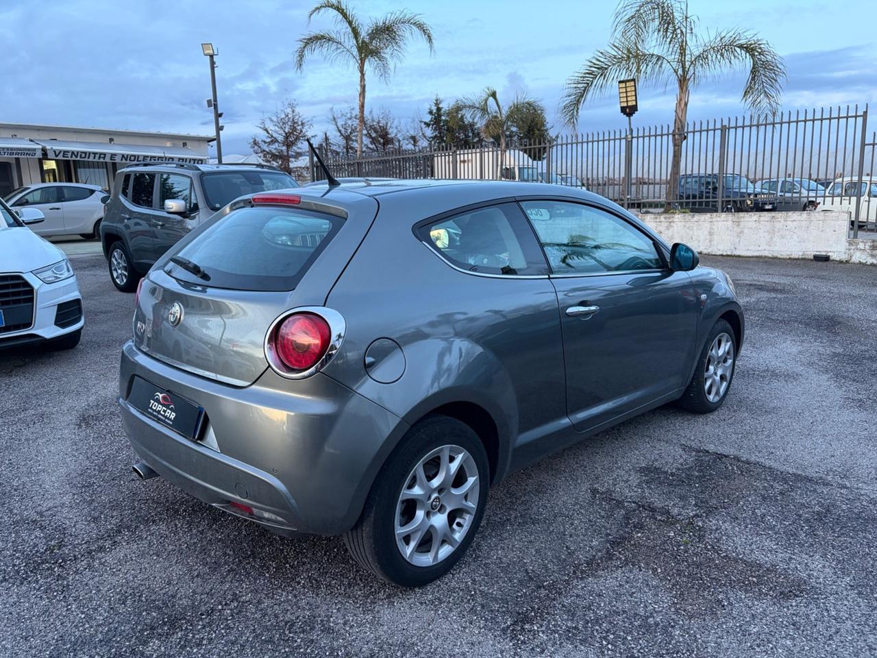 Alfa Romeo MiTo 1.6 JTDm 16V Distinctive Sport Pack