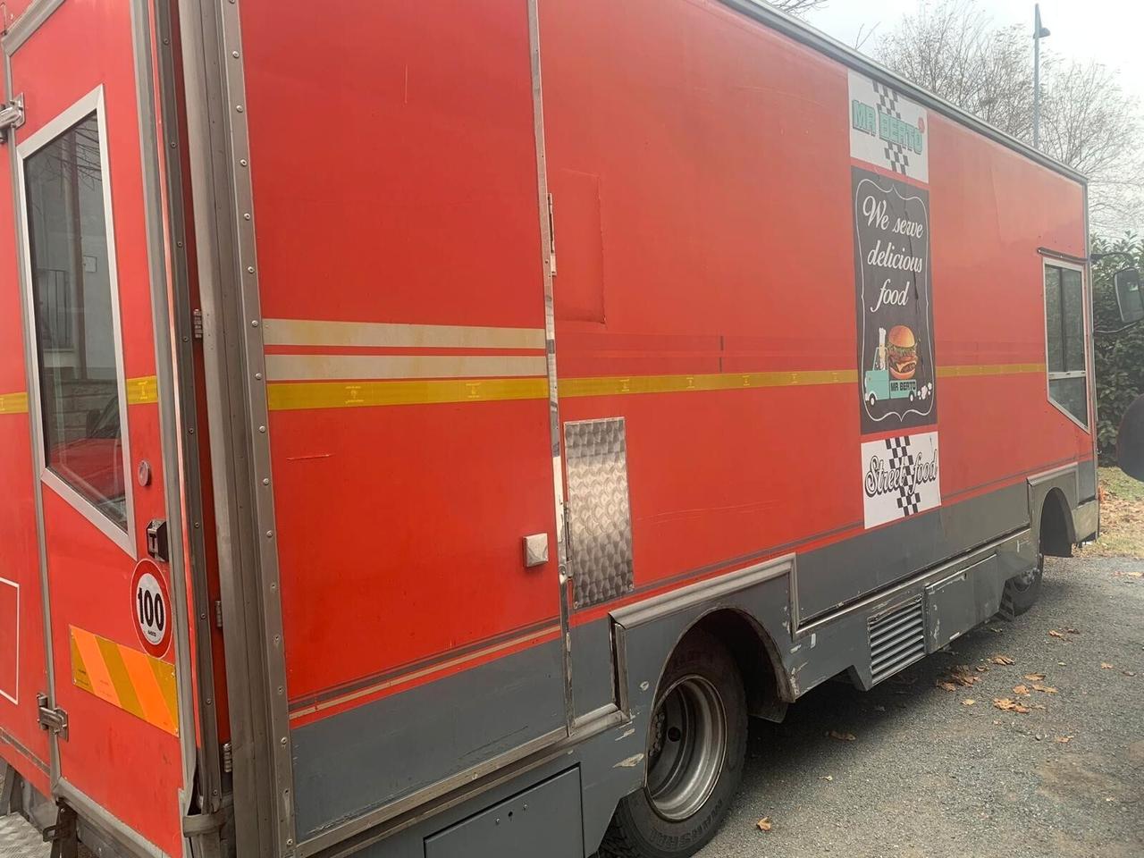 FOOD TRUCK