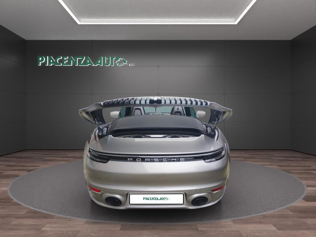 Porsche 911 Cabrio 3.0 Carrera auto