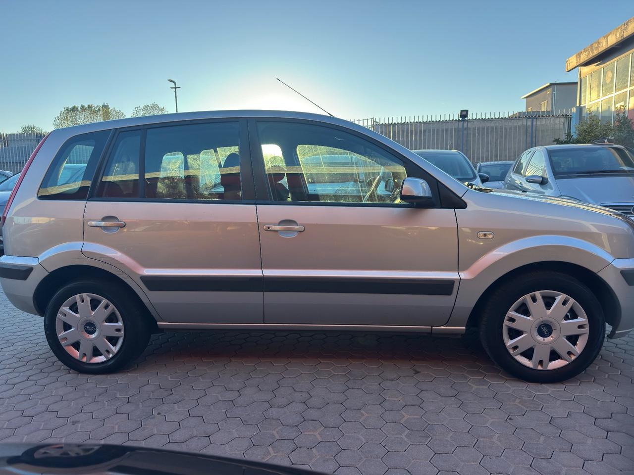 Ford Fusion ADATTA A NEOPATENTATI 1.4 16V 5p. Collection