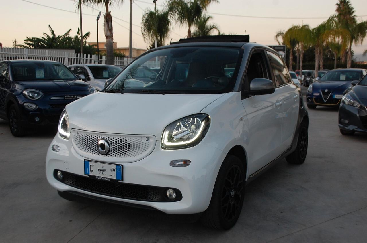 Smart forFour 1.0 Prime 71CV twinamic Cabrio Uff Italy Lega Navi