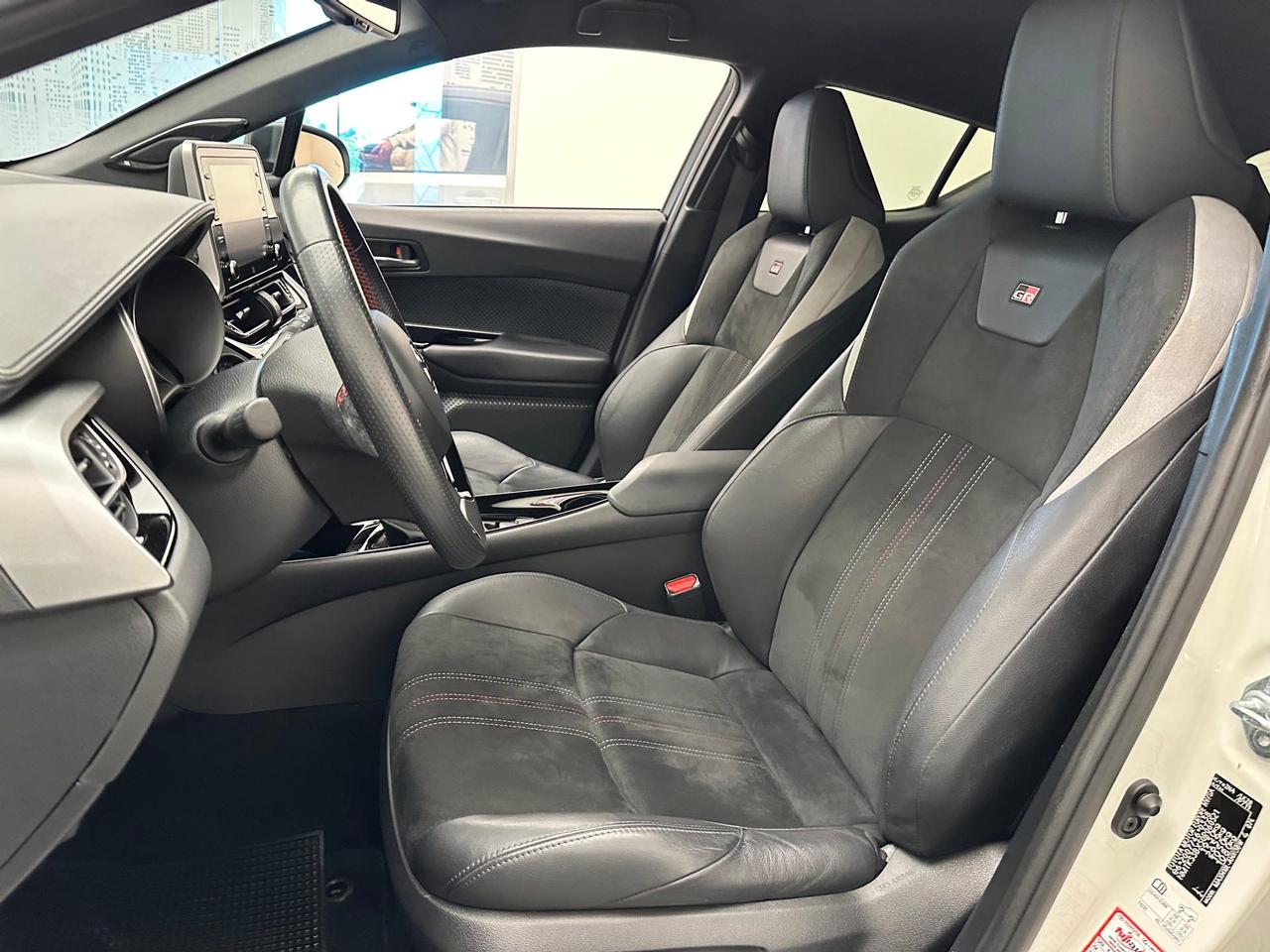 Toyota C-HR 2.0h GR Sport e-cvt