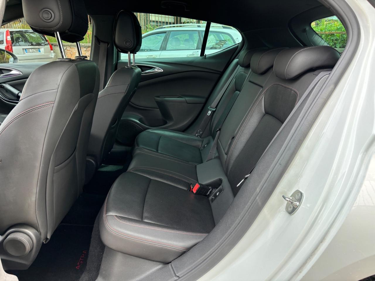 Opel Astra 1.6 BiTurbo 160 CV CDTi Start&Stop 5p. OPC Line