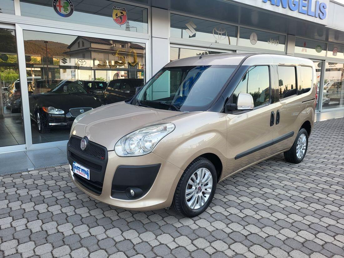 Fiat Doblo Doblò 1.6 MJT 5 POSTI Emotion con GANCIO TRAINO
