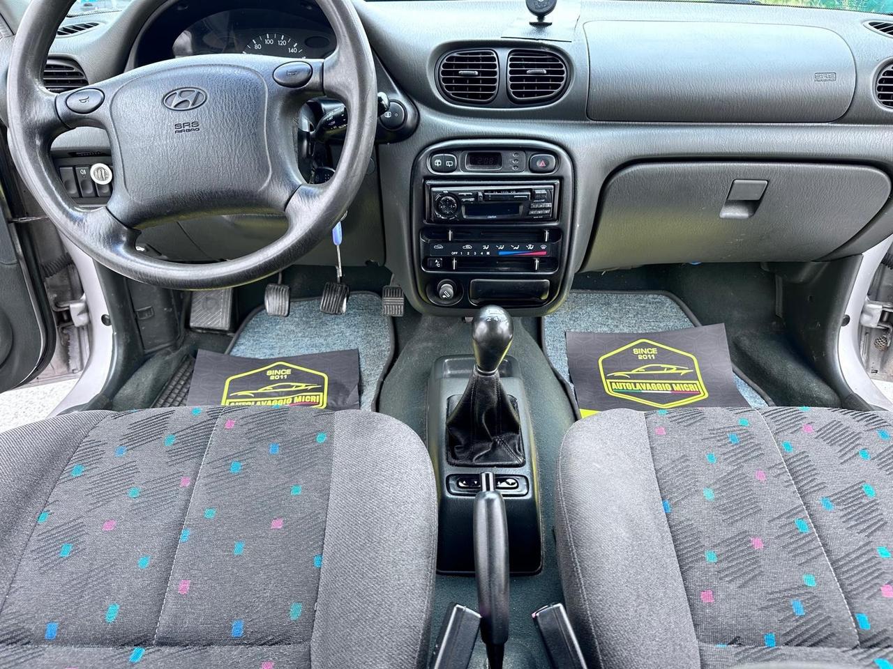 Hyundai Accent 1.3i 12V cat 5 porte LS