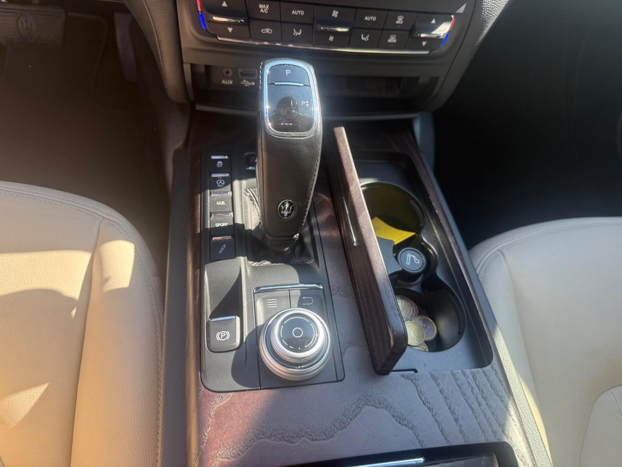 Maserati Ghibli V6 430 CV