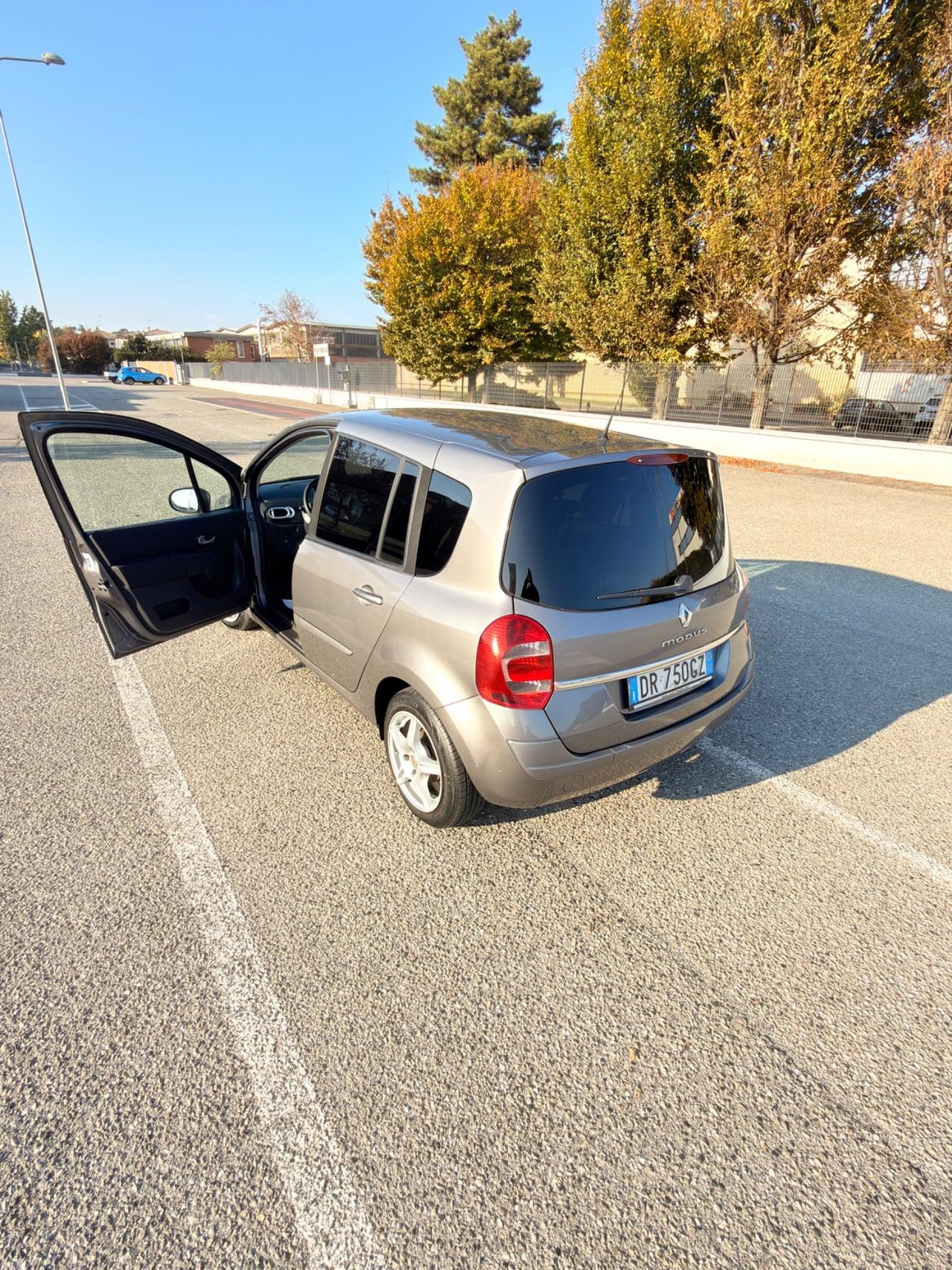 Renault Modus 1.2 16V Dynamique