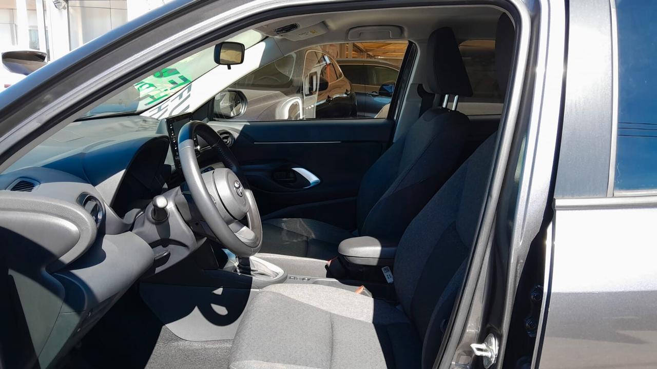 Toyota Yaris Cross 1.5 Hybrid 5p. E-CVT Business