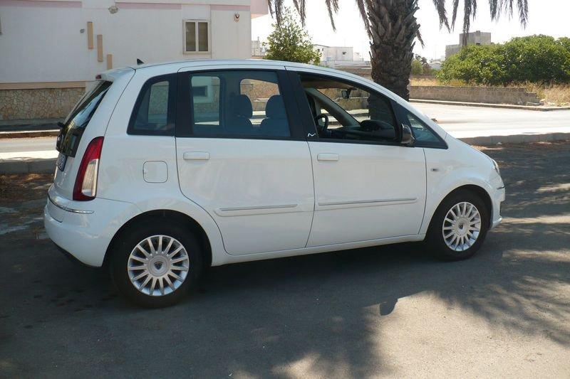 Lancia Musa Musa 1.4 16V Gold