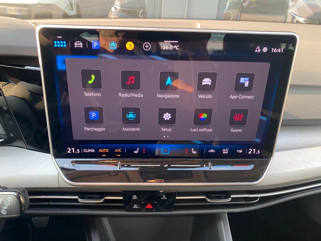 Volkswagen Golf 1.5 TSI 116 CV LIFE , HEAD-UP DISPLAY, WINTER PACK, FARI LED, CARPLAY