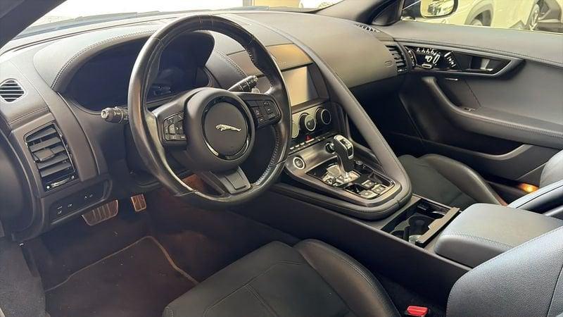 Jaguar F-Type 2.0 P300CV RWD AUTO R-Dynamic