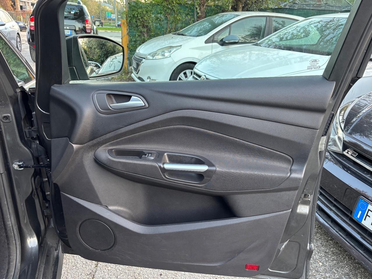 Ford C-Max 1.6 120CV GPL Titanium