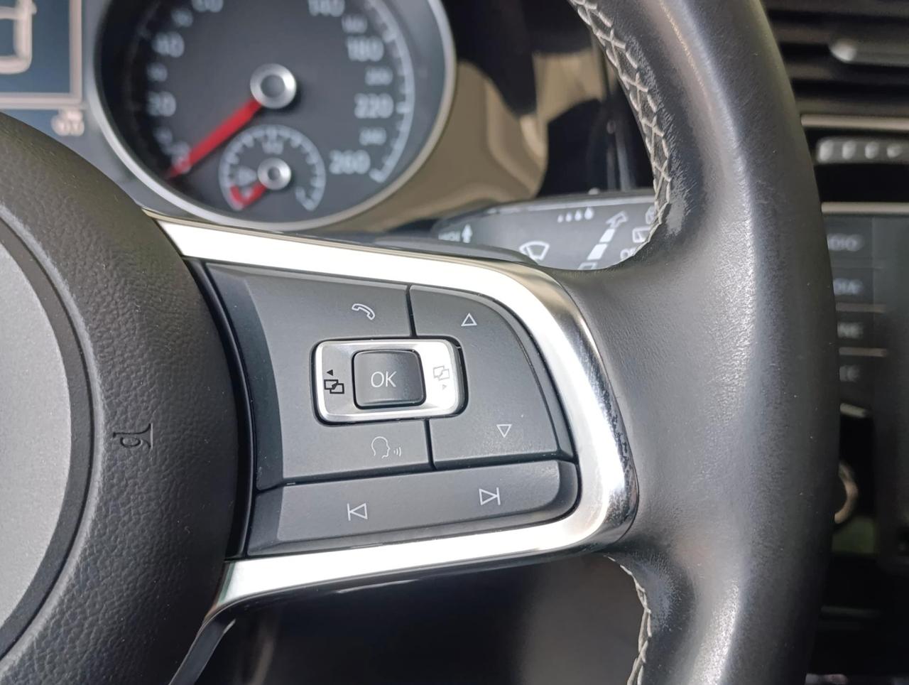 Volkswagen Golf 5 Porte Golf 5p 1.6 tdi Sport Edition 110cv