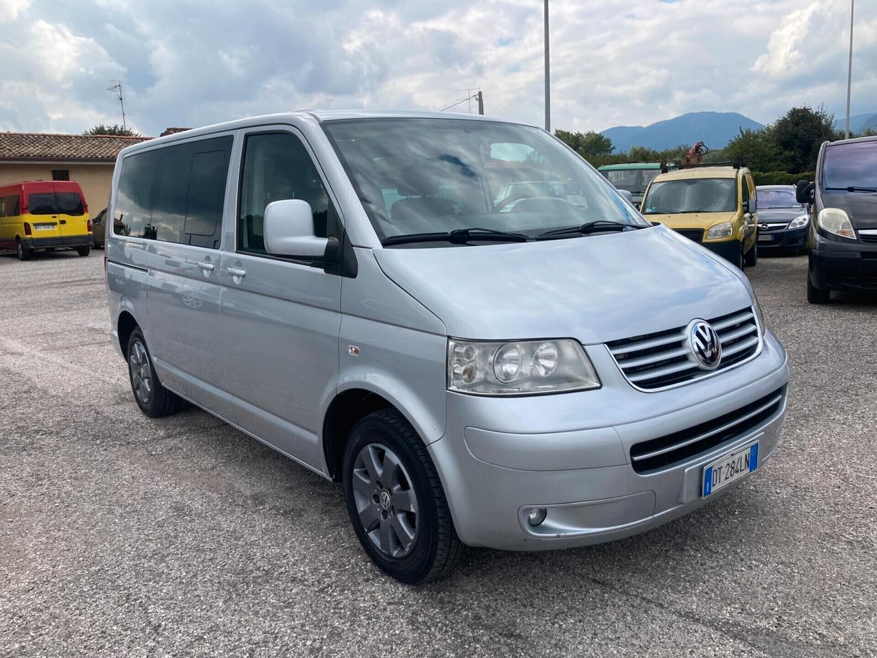 Volkswagen Multivan 2.5 TDI/130CV 4motion Highline
