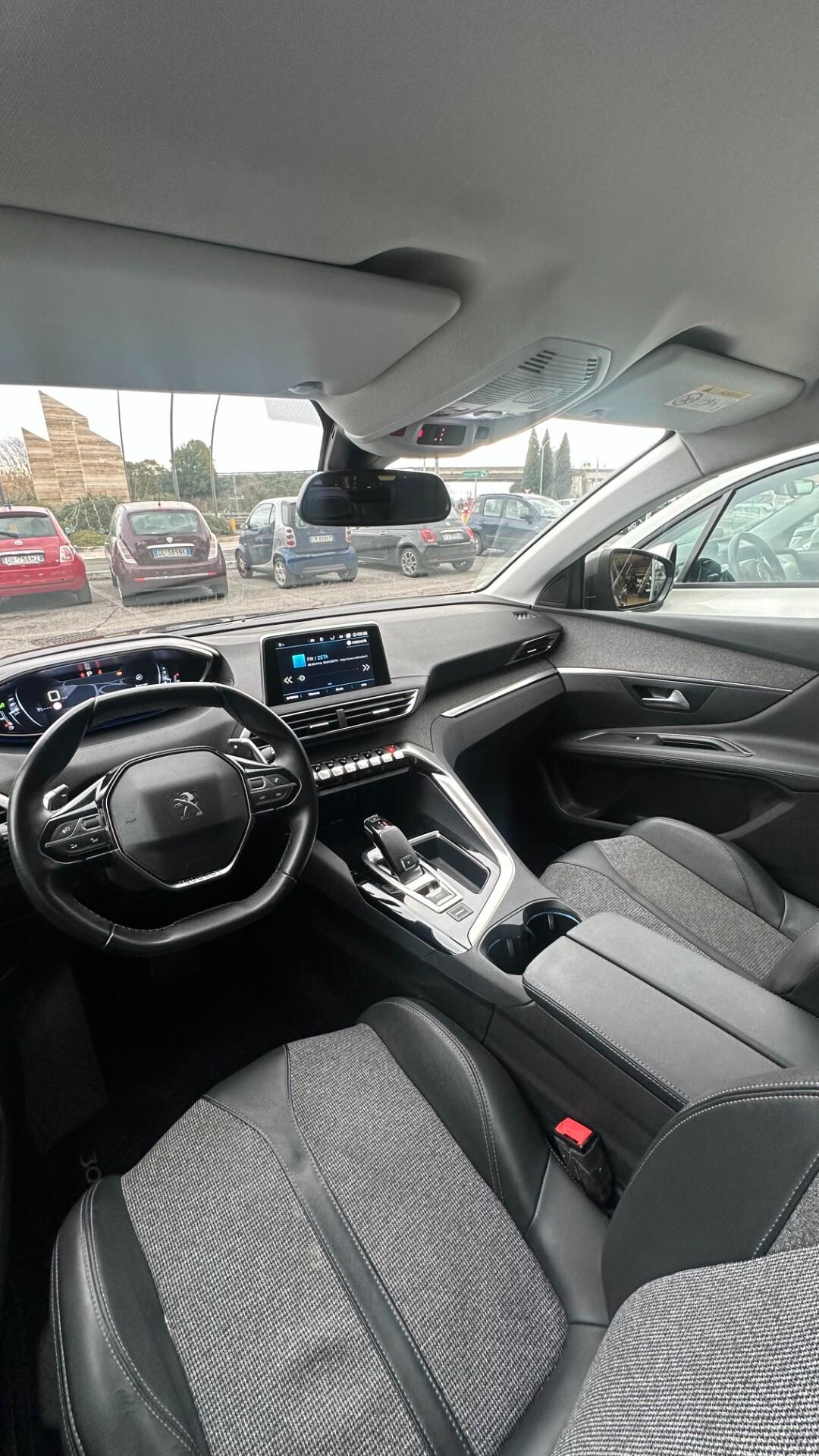 Peugeot 3008 BlueHDi 130 S&S EAT8 Allure