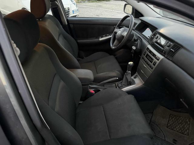 TOYOTA Corolla 2.0 16V D-4D 5p Sol senza nessun lavoro da fare