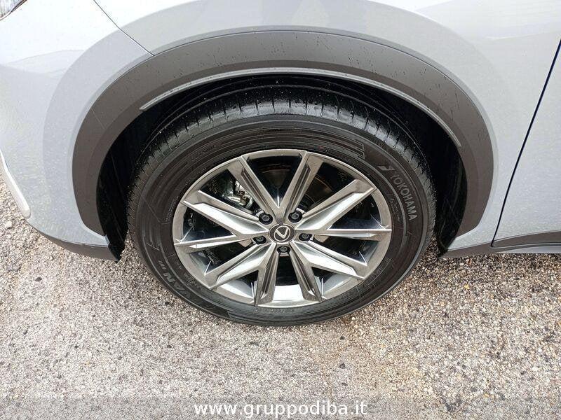 Lexus LBX 1.5 hybrid Relax 2wd