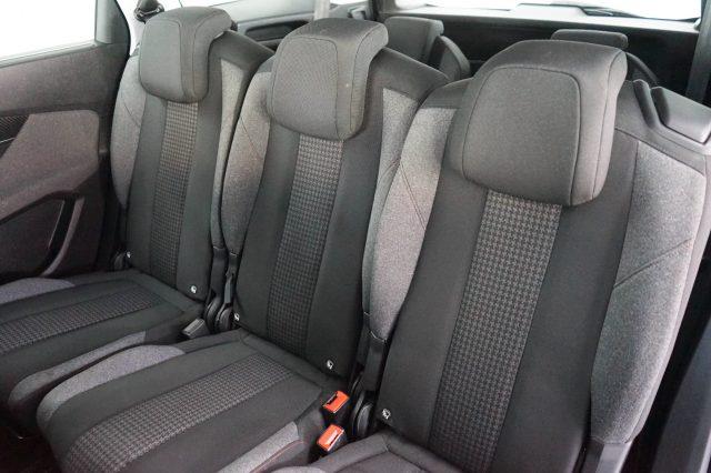 PEUGEOT 5008 BlueHDi 130 S&S Business 7 POSTI