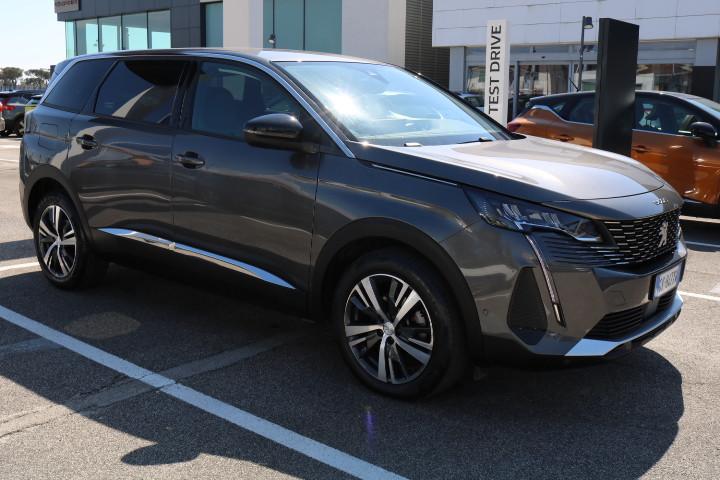 PEUGEOT 5008 II 2021 - 5008 1.5 bluehdi Allure s&s 130cv eat8
