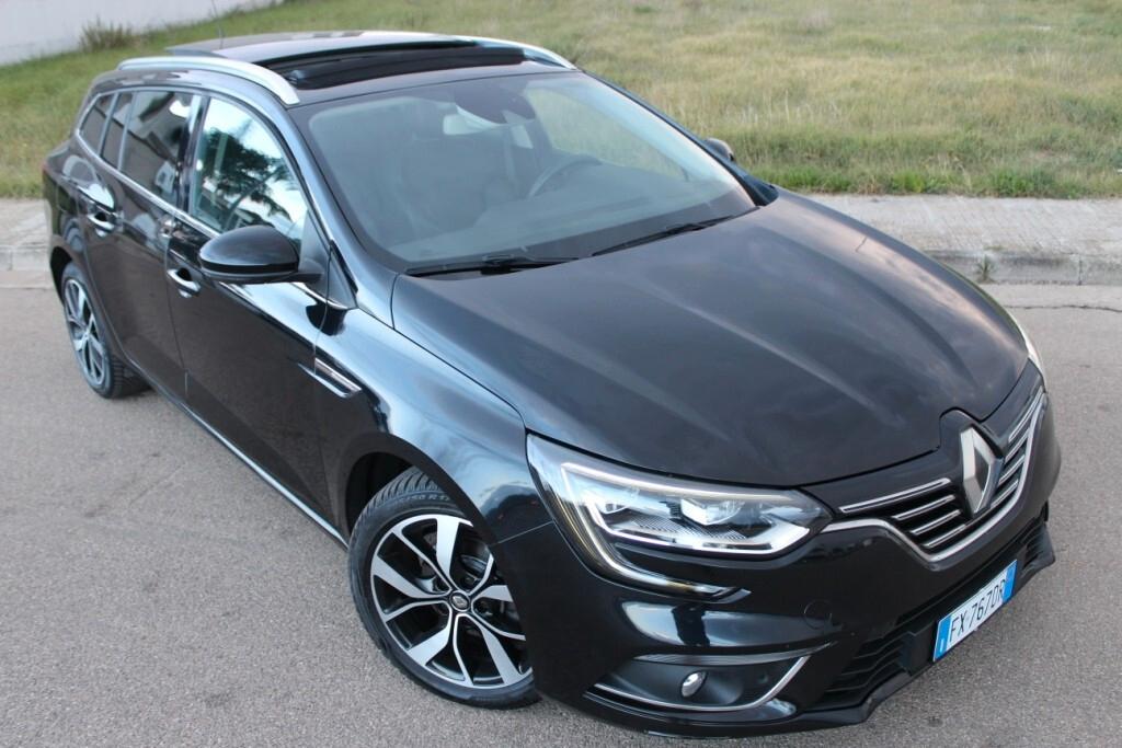 Renault Megane dCi EDC *TETTO *LUCI AMBIENTE