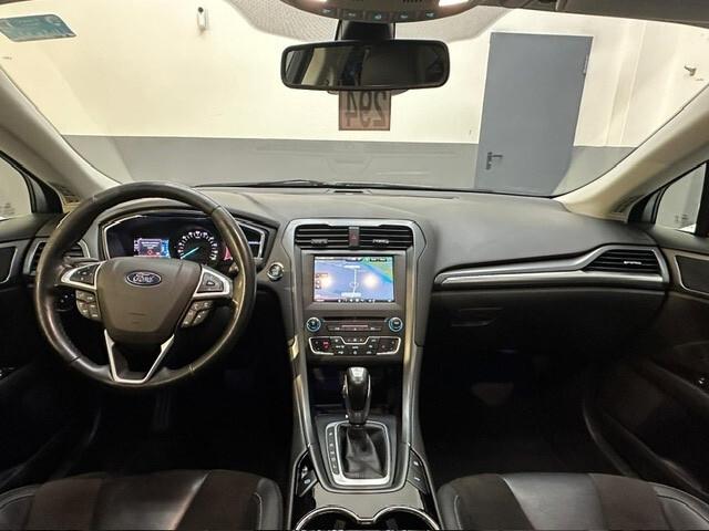 Ford Mondeo Full Hybrid 2.0 187 CV eCVT 4 porte Titanium Business