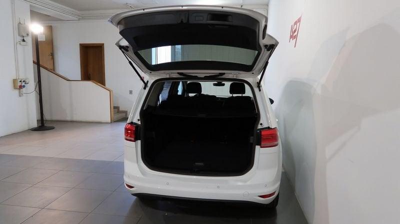 Volkswagen Touran Touran 1.5 tsi Business 150cv dsg #NAVIGATORE#CARPLAY#