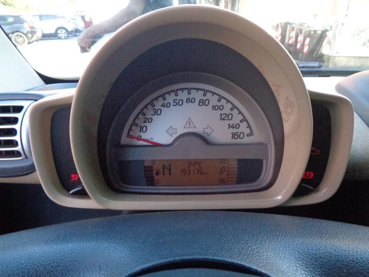 Smart ForTwo 1000 62 kW coupé passion