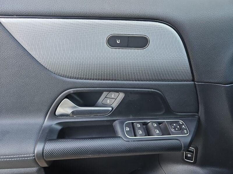 Mercedes-Benz GLA GLA 180 d Automatic Sport