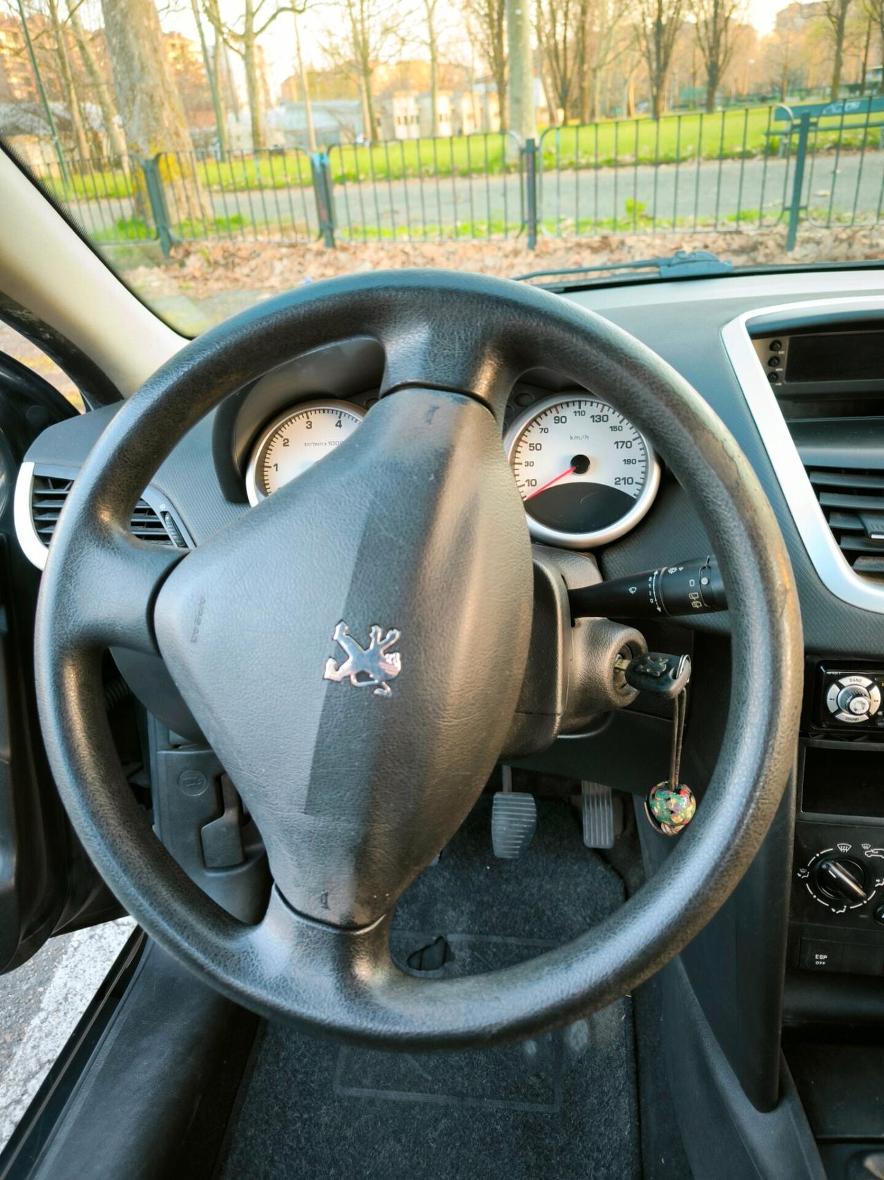 Peugeot 207 1.4 8V 75CV 5p. Energie Sport ECO GPL