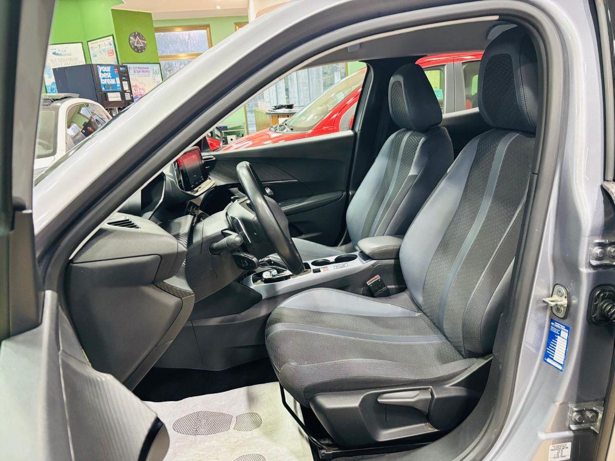 Peugeot 2008 II 1.5 BlueHDi 130 Automatica Allure Pack Navi