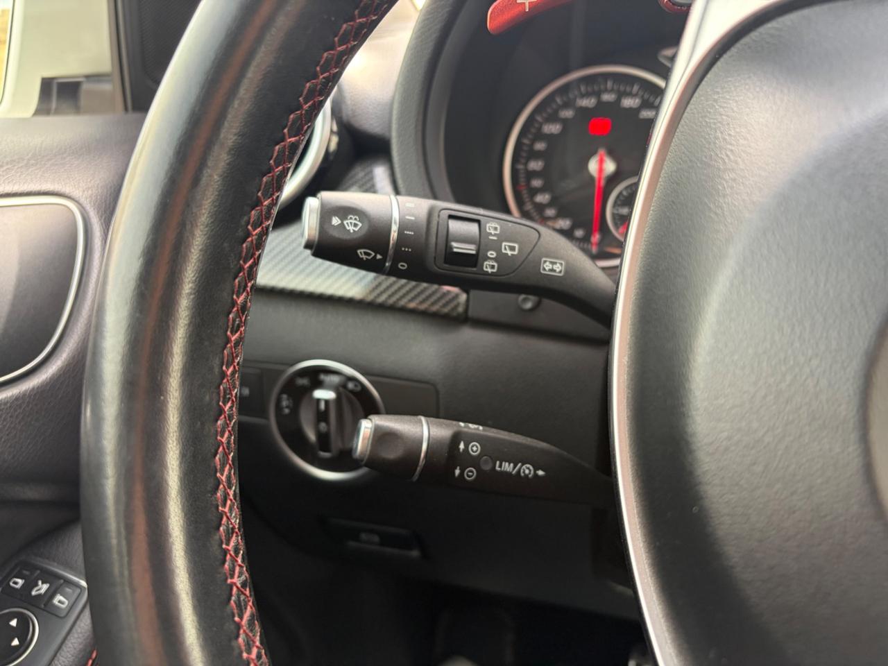 MERCEDES-BENZ B180 CDI PREMIUM AMG