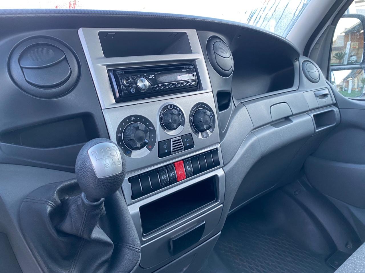 Iveco Daily 35C15 Carroattrezzi Clima Patente B