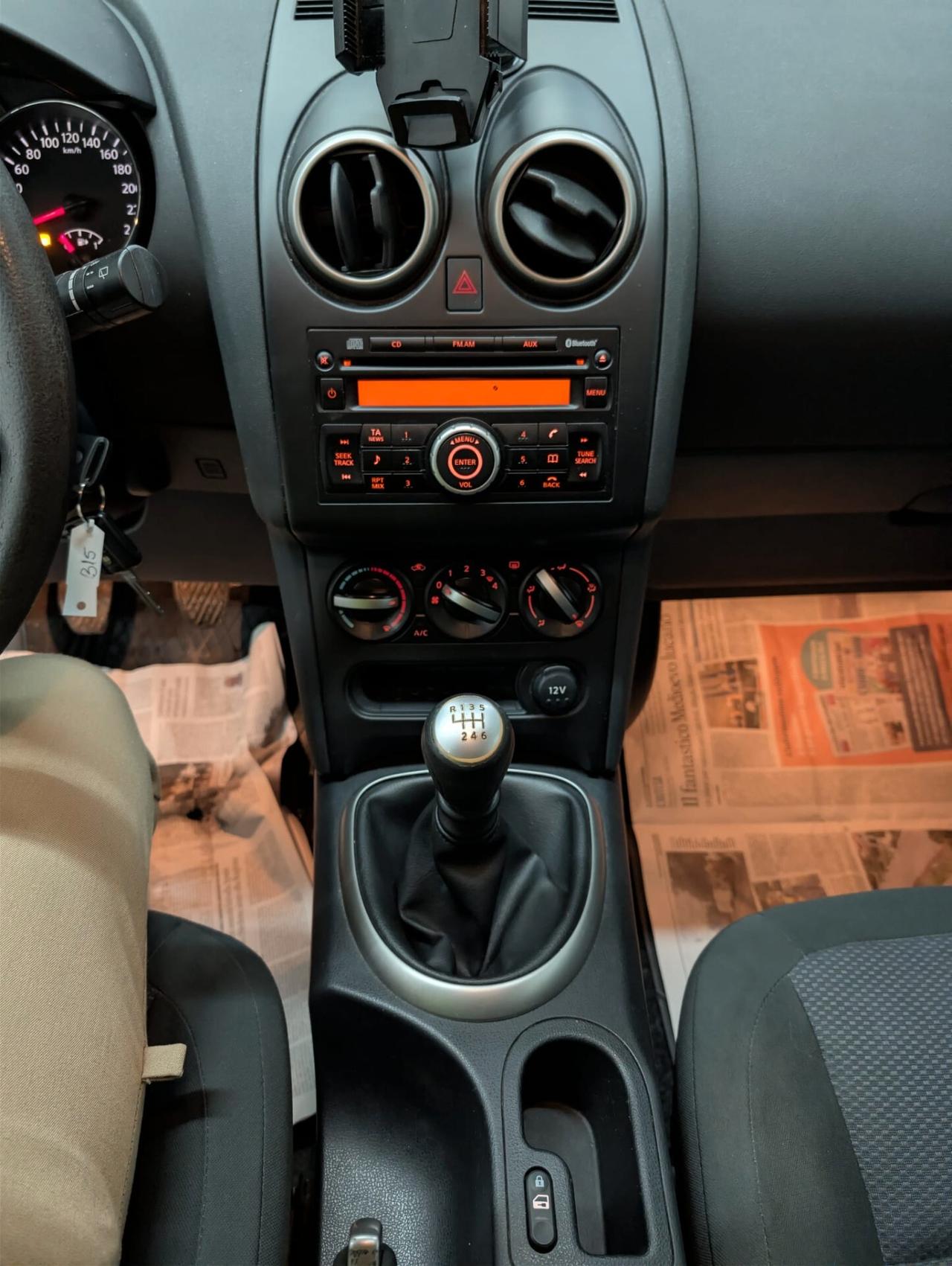 Nissan Qashqai 1.5 dCi Visia – Pronta consegna, efficienza e comfort