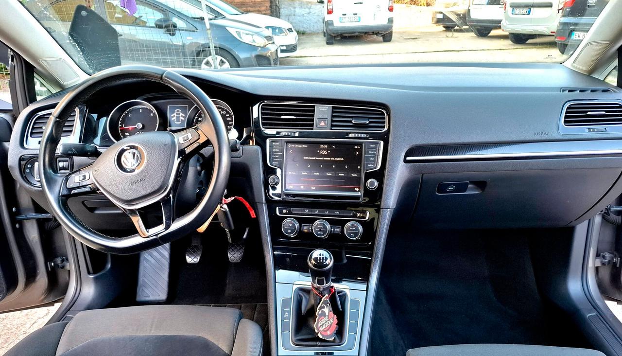 Volkswagen Golf 2.0 TDI 5p. Highline BlueMotion Technology