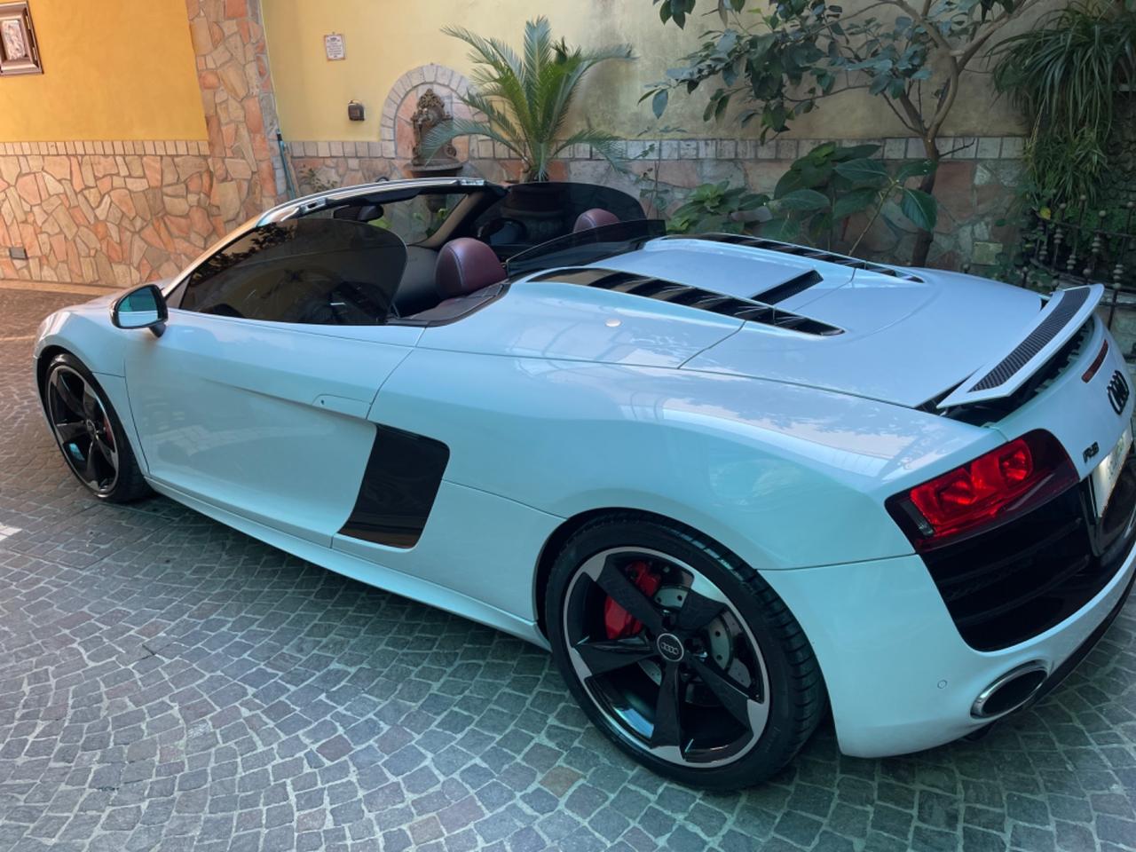 Audi R8 Spyder 5.2 V10 FSI quattro R tronic