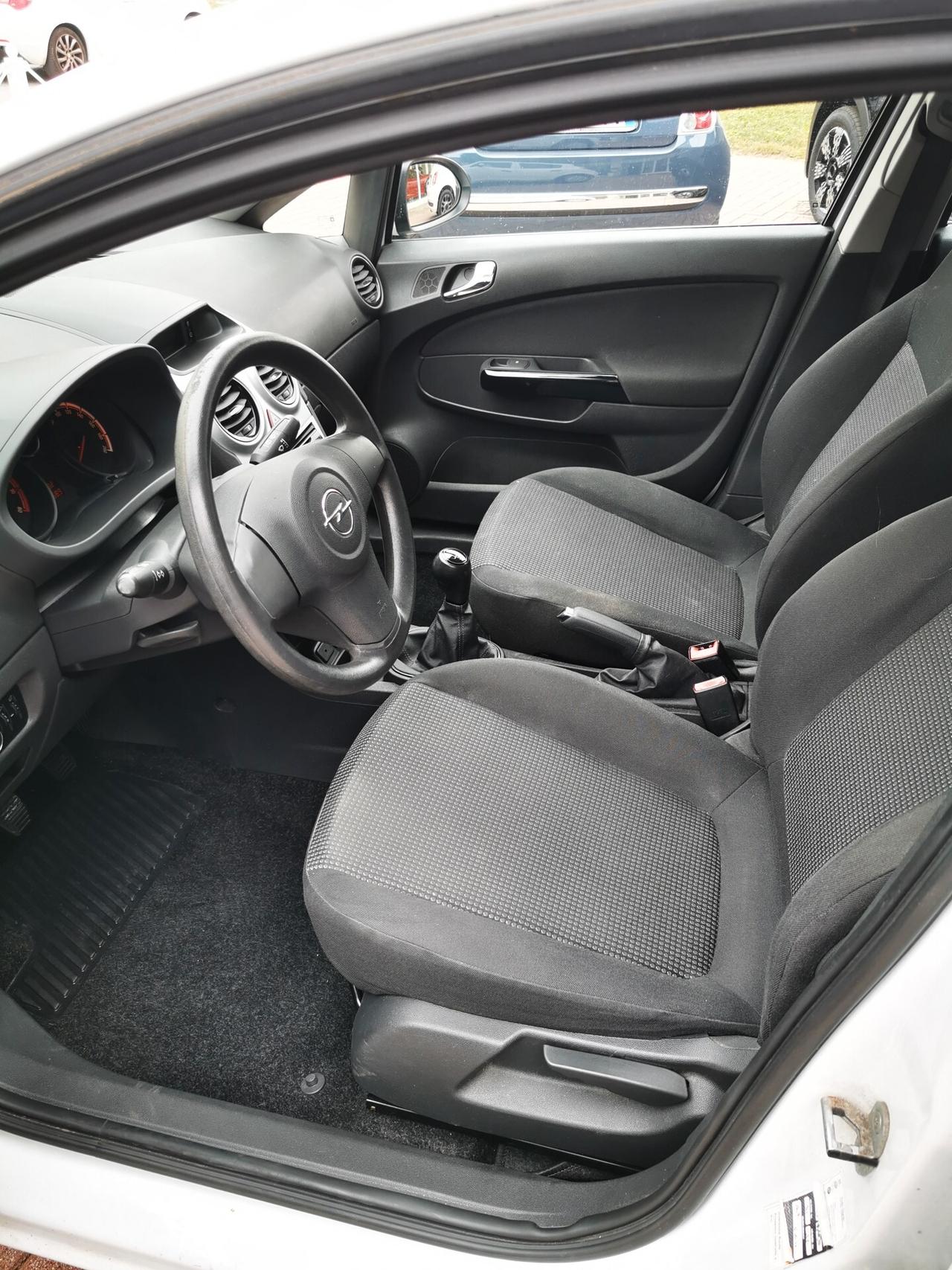 Opel Corsa 1.0 SOLO 70.600 KM OK NEO PATENTATI