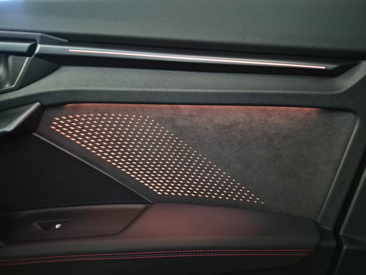 Audi A3 RS3 SPB SCARICHI TETTO MATRIX CARBONIO SONOS PELLE ACC PINZE ROSSE C19 280KM/H