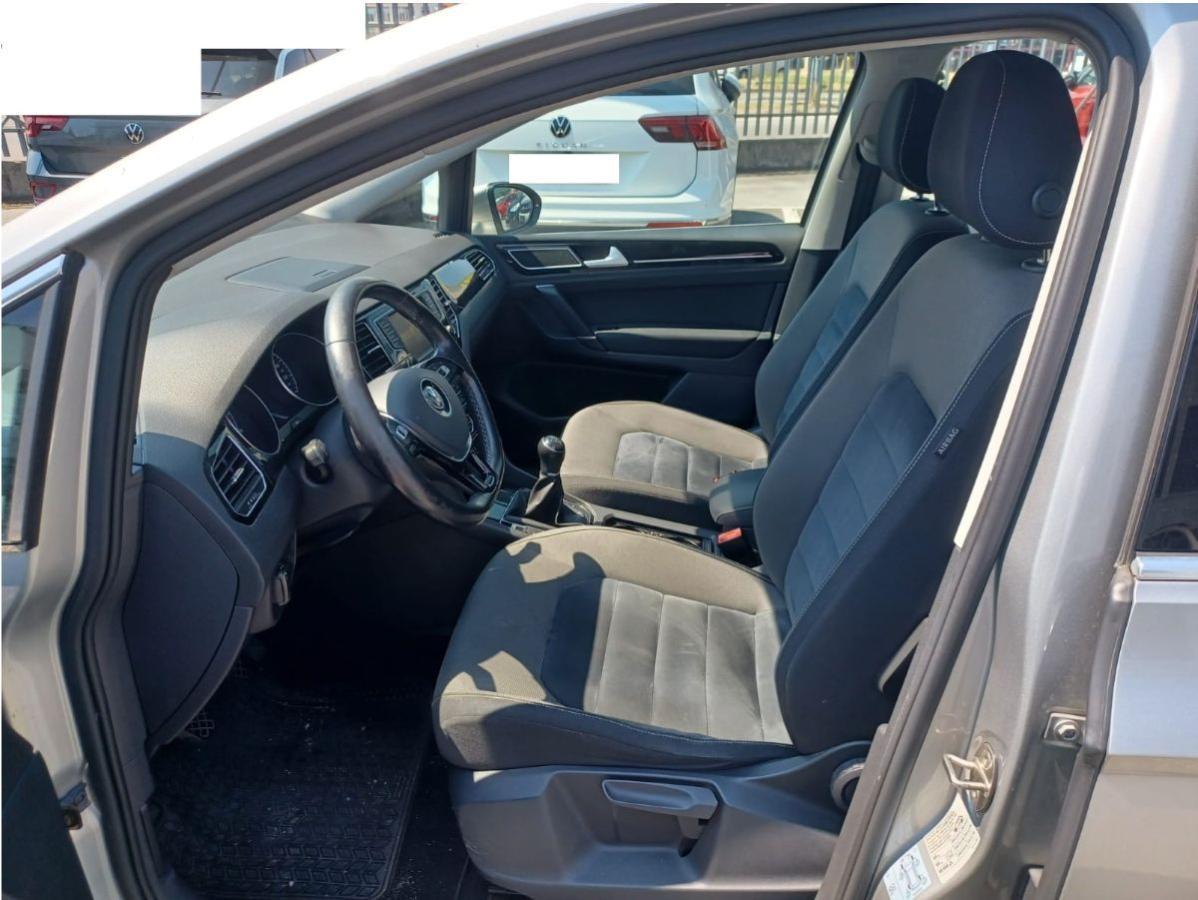 VOLKSWAGEN - Golf Sportsvan - 2.0 TDI HIGHLINE 150 C.V.